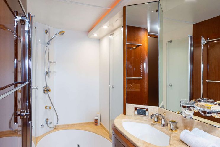 Charter Yacht GEKTOR - Princess 84 - 4 Cabins - Athens - Mykonos - Paros - Cyclades - Greece