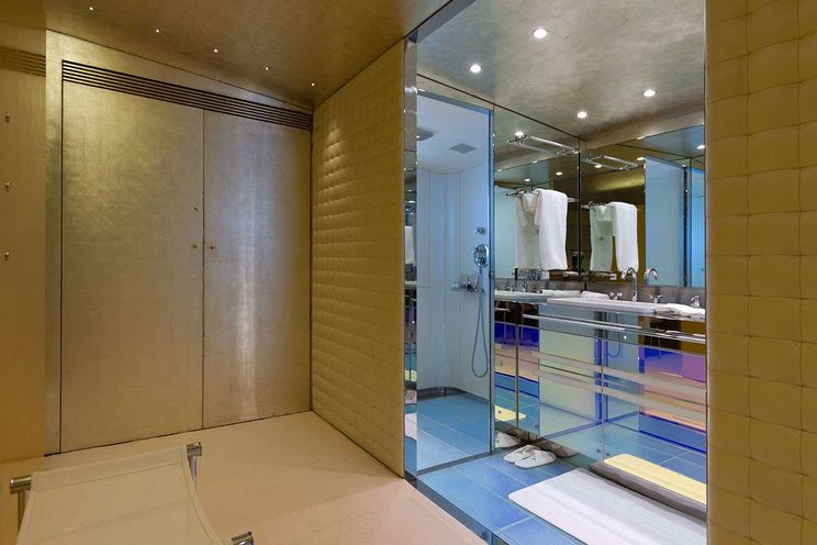 Charter Yacht MABROUK - Cantieri di Pisa Akhir 38 - 5 Cabins - Athens - Mykonos - Paros - Cyclades - Greece