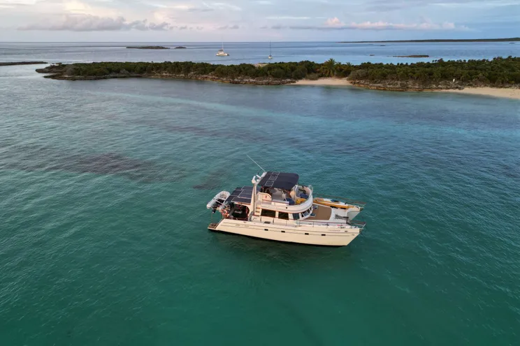 Charter Yacht PANDORA - Alliaura Marine Privilege 48 - 3 Cabins - Nassau - Exumas - Bahamas