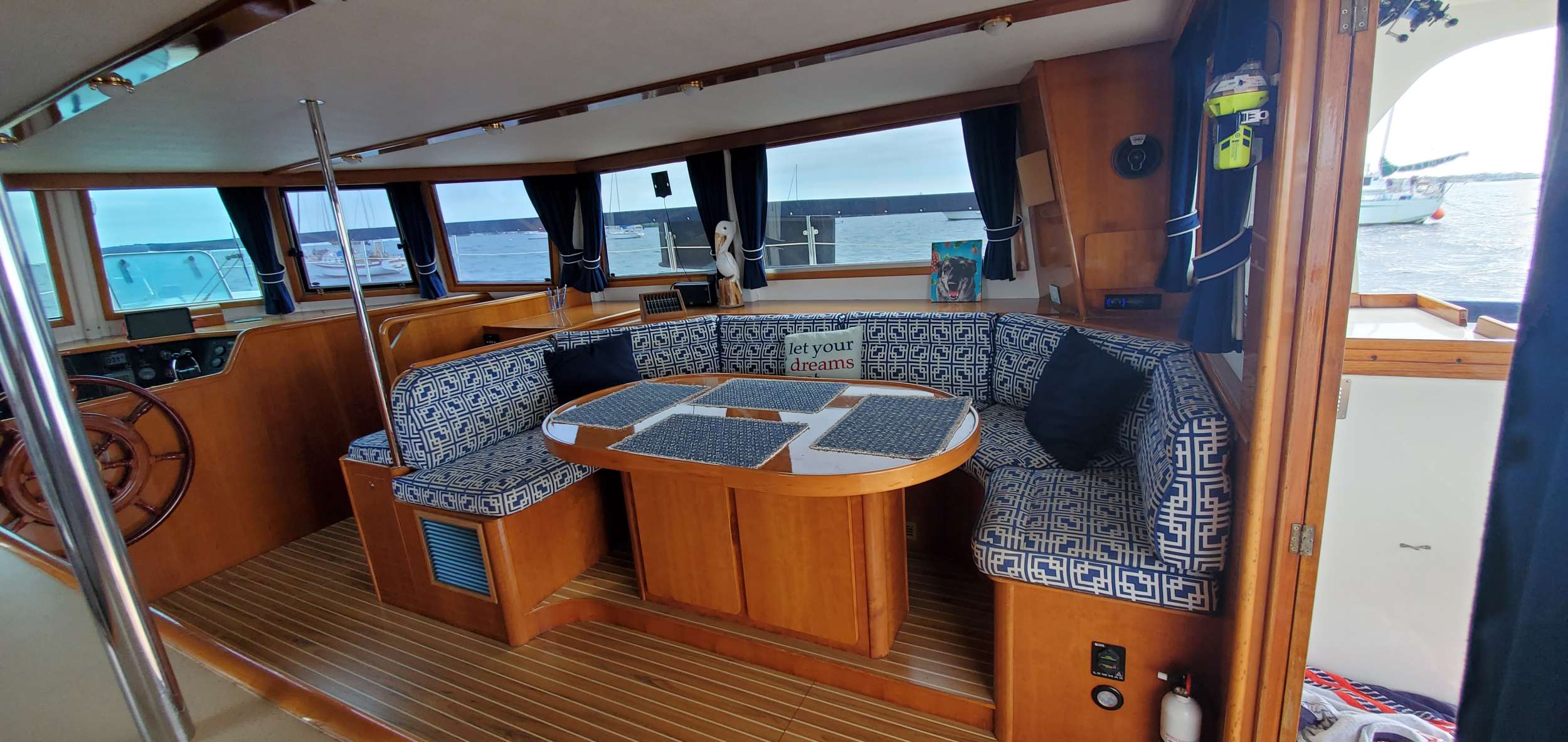 Charter Yacht PANDORA - Alliaura Marine Privilege 48 - 3 Cabins - Nassau - Exumas - Bahamas