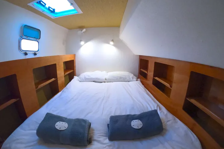 Charter Yacht PANDORA - Alliaura Marine Privilege 48 - 3 Cabins - Nassau - Exumas - Bahamas