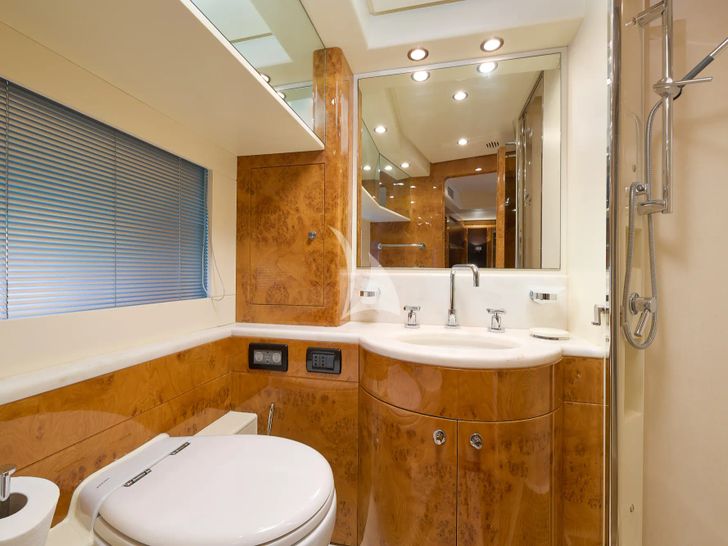 888 Riva 85 Opera Super - VIP cabin bathroom 888 Riva 85 Opera Super - VIP cabin bathroom
