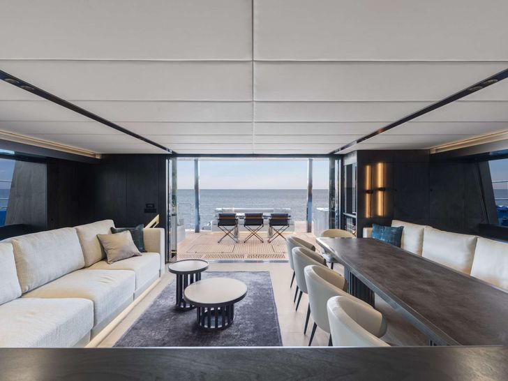 AGATA BLU Sunreef 70 - saloon AGATA BLU Sunreef 70 - saloon