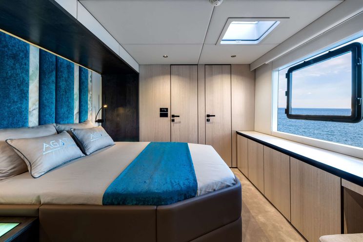 Charter Yacht AGATA BLU - Sunreef 70 - 4 Cabins - Athens - Mykonos - Paros - Cyclades - Greece