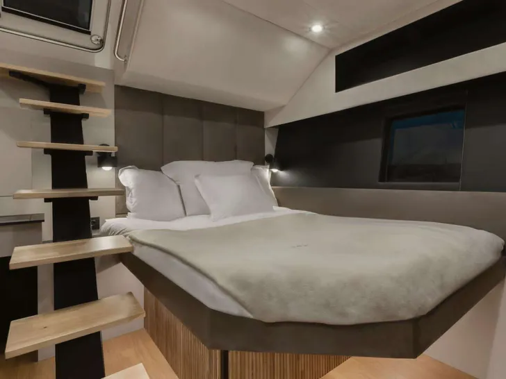 MOONLIGHT Moon Yacht 60 - VIP cabin 3 MOONLIGHT Moon Yacht 60 - VIP cabin 3