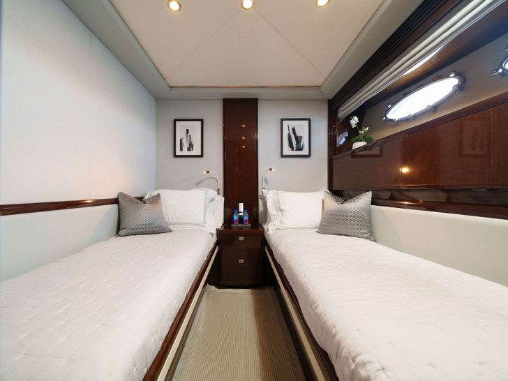 CURRENT $SEA - Princes Viking 95,twin cabin