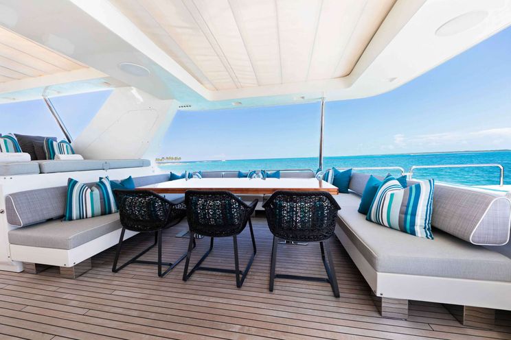 Charter Yacht INSIEME - Azimut 105 - 5 Cabins - Nassau - Exumas - Bahamas