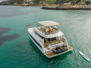 ENDLESS BEAUTY - Fountaine Pajot 44 - 3 Cabins - Athens - Mykonos - Santorini - Greece ENDLESS BEAUTY - Fountaine Pajot 44 - 3 Cabins - Athens - Mykonos - Santorini - Greece