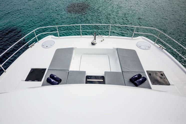 Charter Yacht ENDLESS BEAUTY - Fountaine Pajot 44 - 3 Cabins - Athens - Mykonos - Santorini - Greece