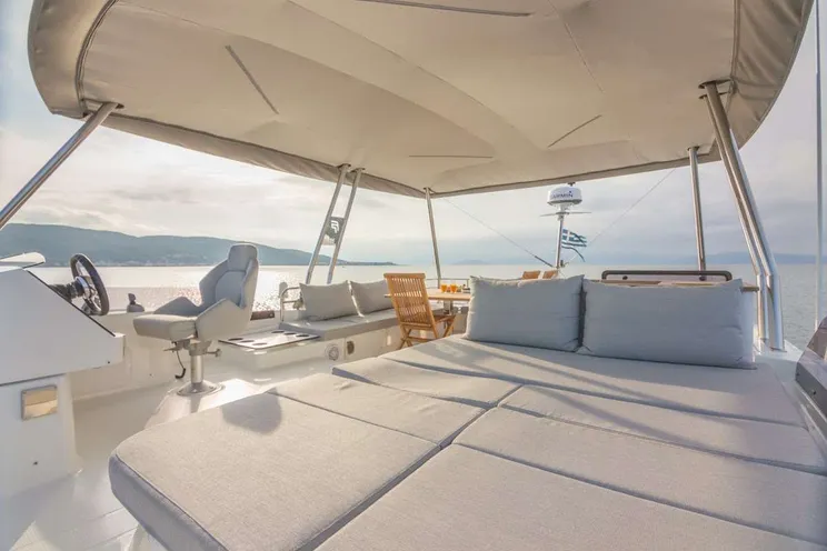 Charter Yacht ENDLESS BEAUTY - Fountaine Pajot 44 - 3 Cabins - Athens - Mykonos - Santorini - Greece