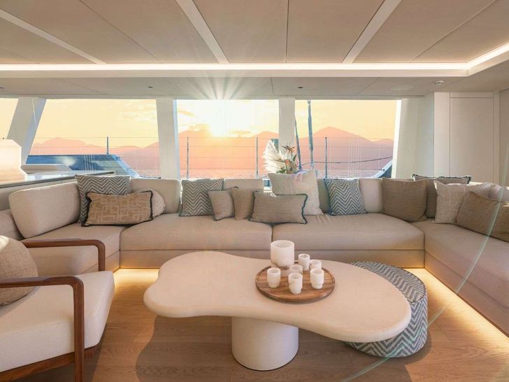 APOLLO 99 Sunreef 80 Eco - saloon lounge APOLLO 99 Sunreef 80 Eco - saloon lounge