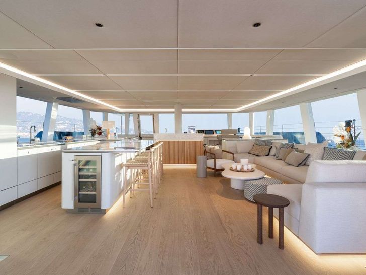 APOLLO 99 Sunreef 80 Eco - main saloon and galley APOLLO 99 Sunreef 80 Eco - main saloon and galley