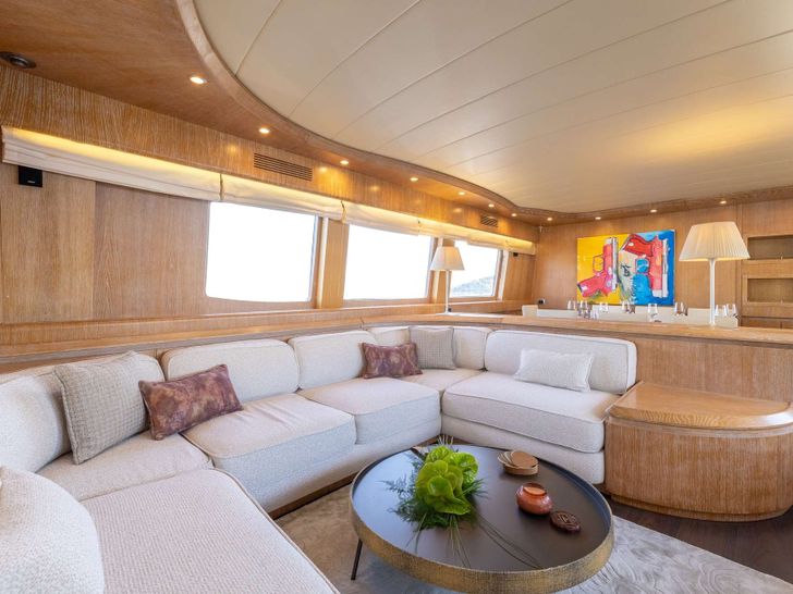 COOKIE - Maiora 24 m,saloon seating area COOKIE - Maiora 24 m,saloon seating area