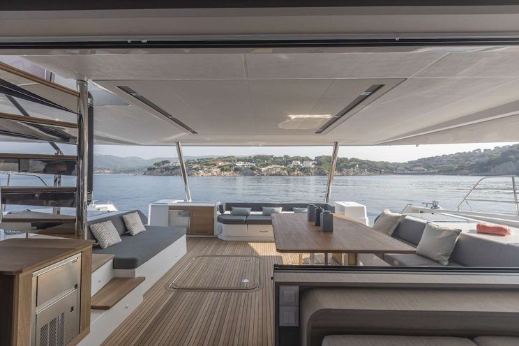 Charter Yacht 7TH HEAVEN - Fountaine Pajot Samana 59 - 4 Cabins - Athens - Santorini - Greece - Tortola - British Virgin Islands - Caribbean