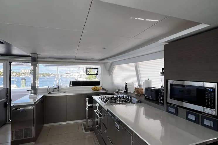 Charter Yacht ANDIAMO - Leopard 50 - 3 Cabins - St Martin - St Barths - Leewards - Caribbean