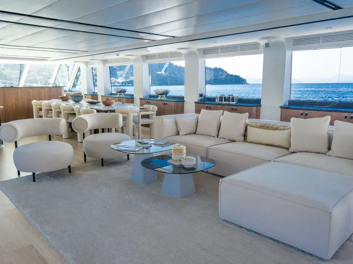 DE LOVE Custom Sailing Yacht 47m - saloon DE LOVE Custom Sailing Yacht 47m - saloon