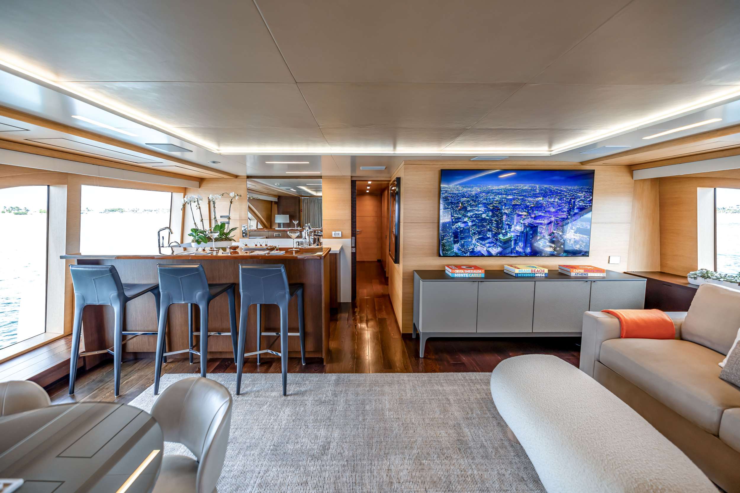 Charter Yacht PATIENCE - Benetti Classic Supreme Series 132 - 5 Cabins - Nassau - Exumas - Bahamas