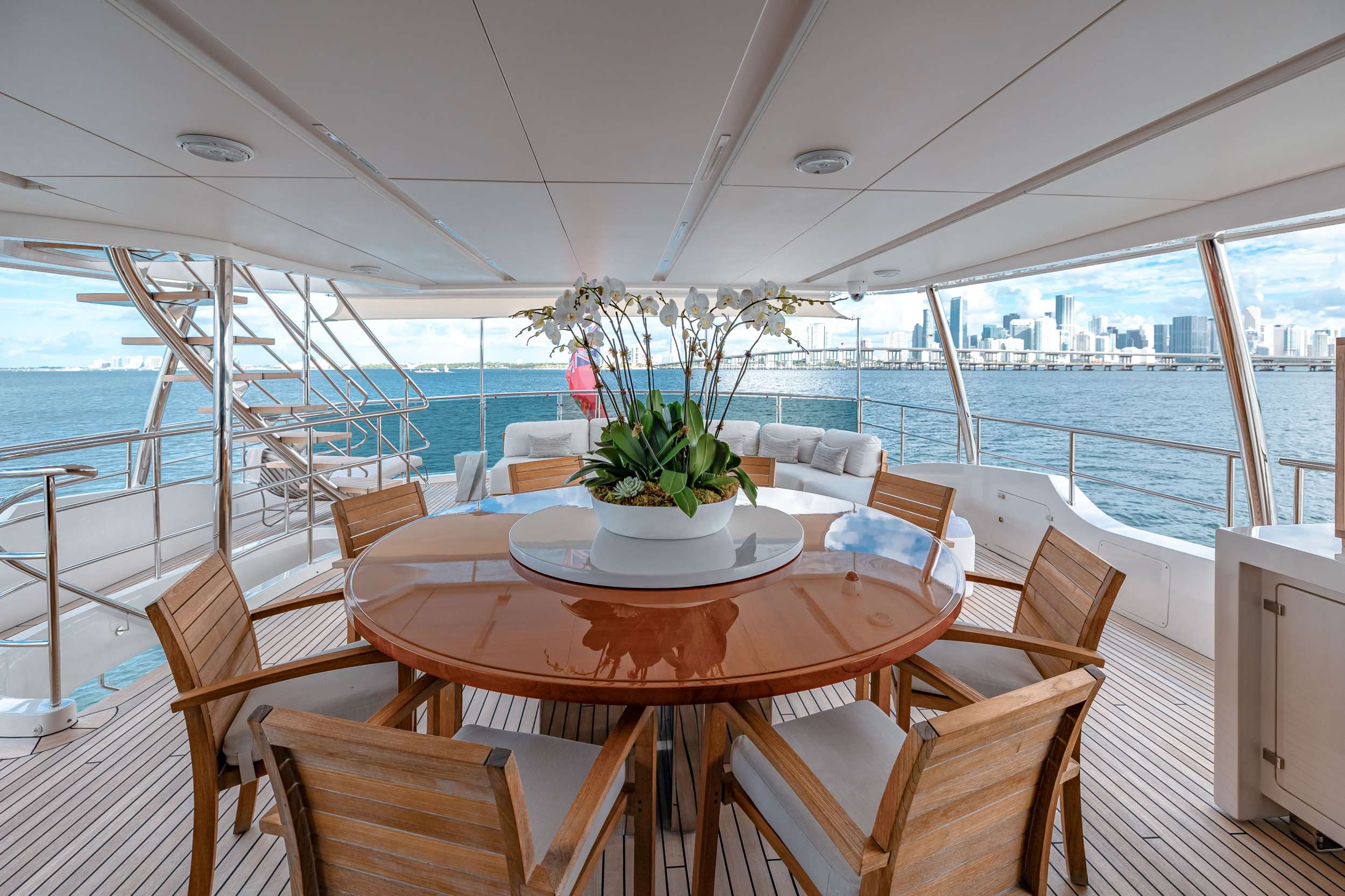 Charter Yacht PATIENCE - Benetti Classic Supreme Series 132 - 5 Cabins - Nassau - Exumas - Bahamas