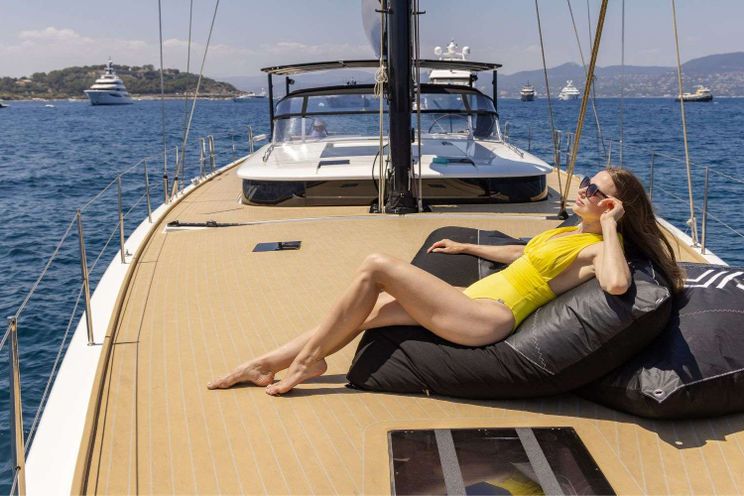 Charter Yacht MYSTIC - YYacht Y7 - 3 Cabins - Port Grimaud - Cannes - Monaco - St. Tropez - French Riviera