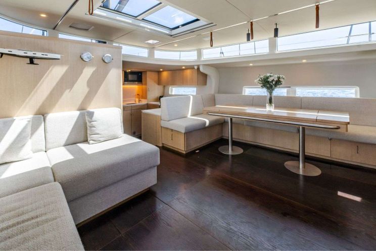 Charter Yacht MYSTIC - YYacht Y7 - 2 Cabins - Grimaud - Cannes - Monaco - St. Tropez - French Riviera