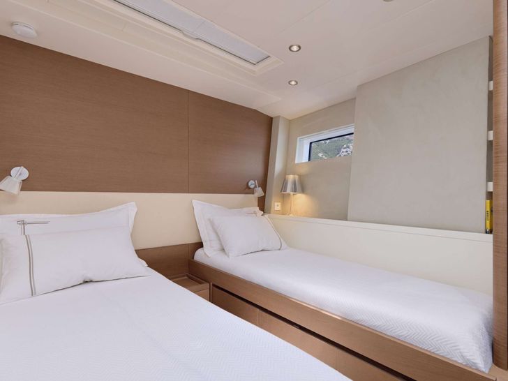GRATEFUL CNB Bordeaux 76 twin cabin GRATEFUL CNB Bordeaux 76 twin cabin