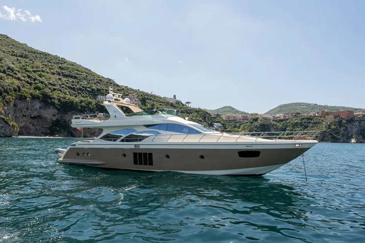 Charter Yacht FOREVER ROSANNA - Azimut 78 - 4 Cabins - Naples - Capri - Positano - Amalfi Coast - Italy