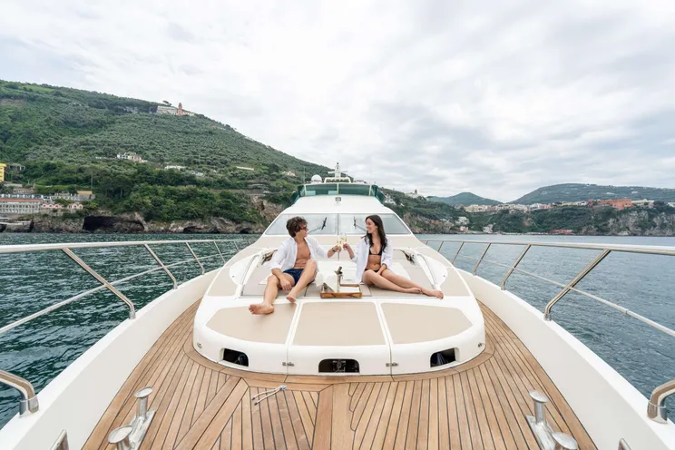 Charter Yacht FOREVER ROSANNA - Azimut 78 - 4 Cabins - Naples - Capri - Positano - Amalfi Coast - Italy