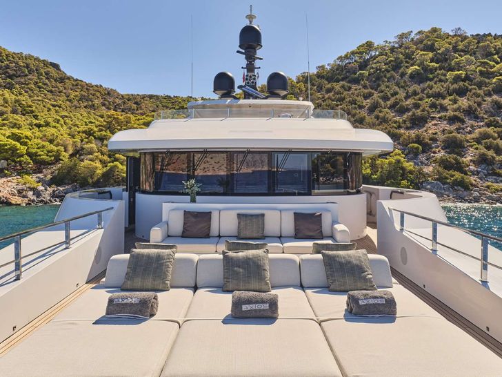 AXIOS Admiral Yacht Foredeck Lounge Area AXIOS Admiral Yacht Foredeck Lounge Area