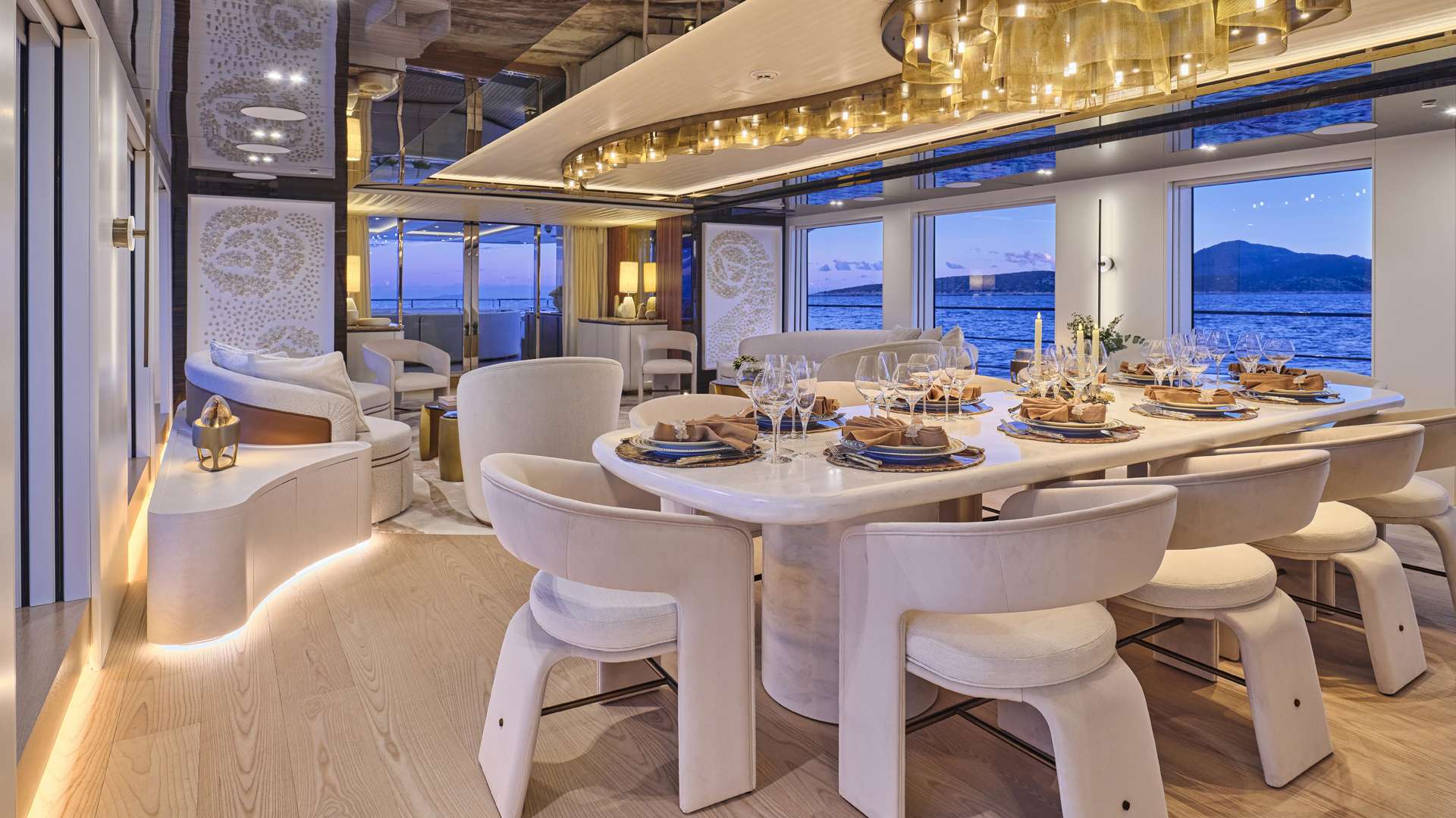 Charter Yacht AXIOS - Admiral Yachts 47m - 5 Cabins - Athens - Mykonos - Santorini