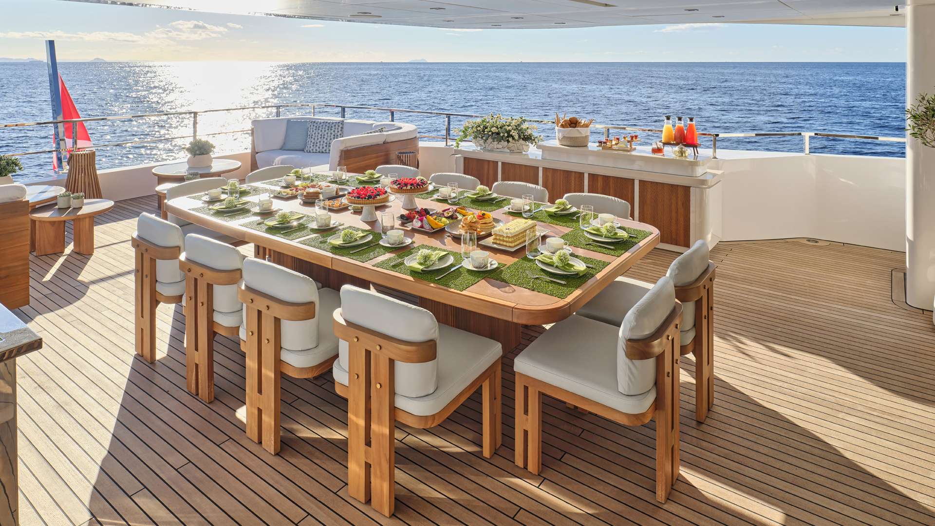 Charter Yacht AXIOS - Admiral Yachts 47m - 5 Cabins - Athens - Mykonos - Santorini