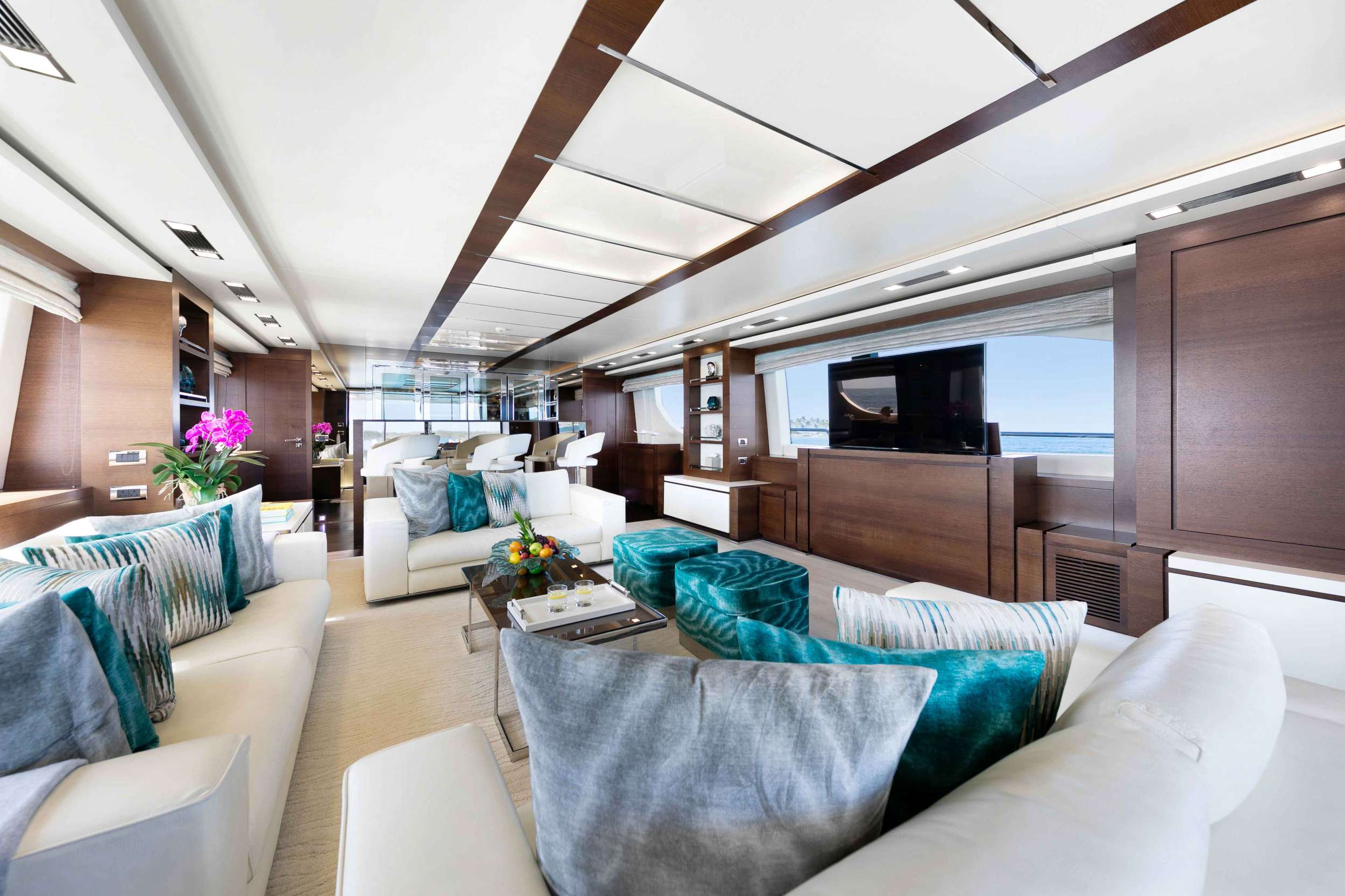 Charter Yacht INSIEME - Azimut 105 - 5 Cabins - Nassau - Exumas - Bahamas