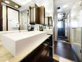 INSIEME Azimut 105 - master cabin bathroom INSIEME Azimut 105 - master cabin bathroom