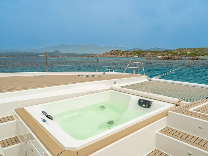 SEMPER FIDELIS Fountaine Pajot Alegria 67 - top aerial shot SEMPER FIDELIS Fountaine Pajot Alegria 67 - top aerial shot