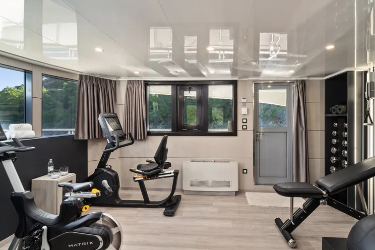 Charter Yacht FREEDOM - Custom 48m - 11 Cabins - Split - Dubrovnik - Hvar - Croatia