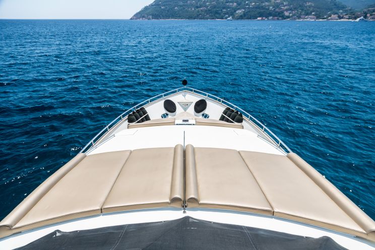 Charter Yacht ACCAMA DELTA - Azimut 100 Jumbo - 4 Cabins - Cannes - Monaco - St Tropez - French Riviera
