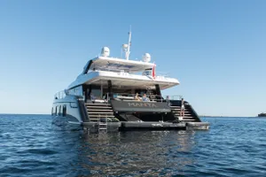 MANTA - Sunreef 80 - 4 Cabins - Athens - Mykonos - Paros - Cyclades - Greece MANTA - Sunreef 80 - 4 Cabins - Athens - Mykonos - Paros - Cyclades - Greece