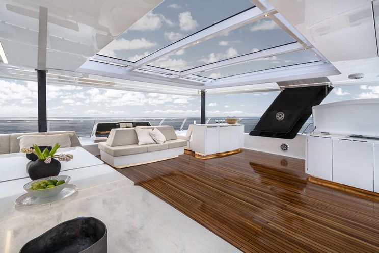 Charter Yacht MANTA - Sunreef 80 - 4 Cabins - Athens - Mykonos - Paros - Cyclades - Greece