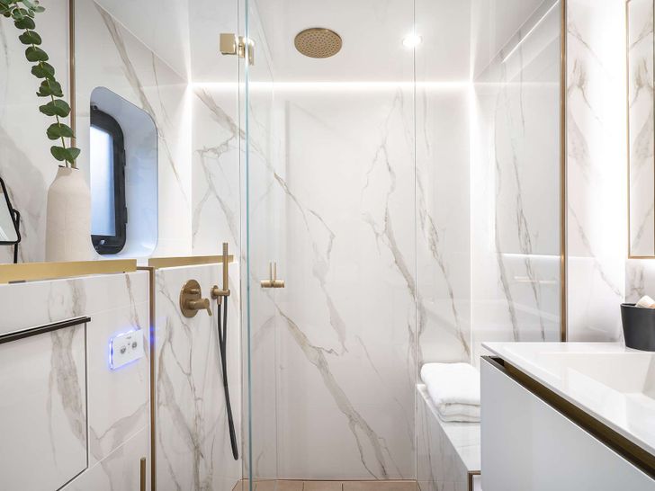 MANTA Sunreef 80 - master cabin bathroom MANTA Sunreef 80 - master cabin bathroom