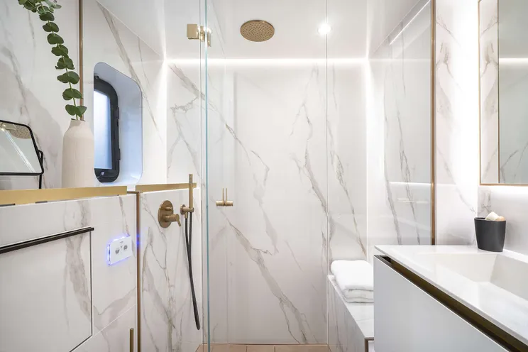 Charter Yacht MANTA - Sunreef 80 - 4 Cabins - Athens - Mykonos - Paros - Cyclades - Greece