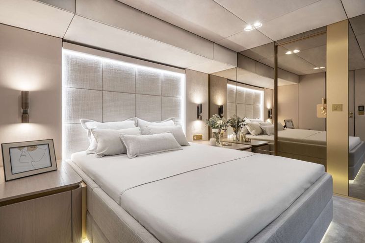 Charter Yacht MANTA - Sunreef 80 - 4 Cabins - Athens - Mykonos - Paros - Cyclades - Greece