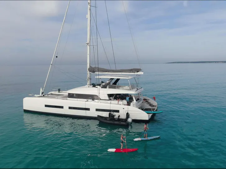 CAT TUA Lagoon Seventy 7 - main profile CAT TUA Lagoon Seventy 7 - main profile