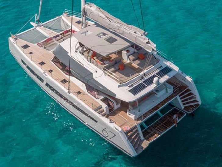 BREIZILE ONE Fountaine Pajot Alegria 67 - aerial shot anchored BREIZILE ONE Fountaine Pajot Alegria 67 - aerial shot anchored