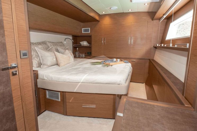 Charter Yacht AKASHA - Lagoon 620 - 4 Cabins - Nassau - Exumas - Bahamas
