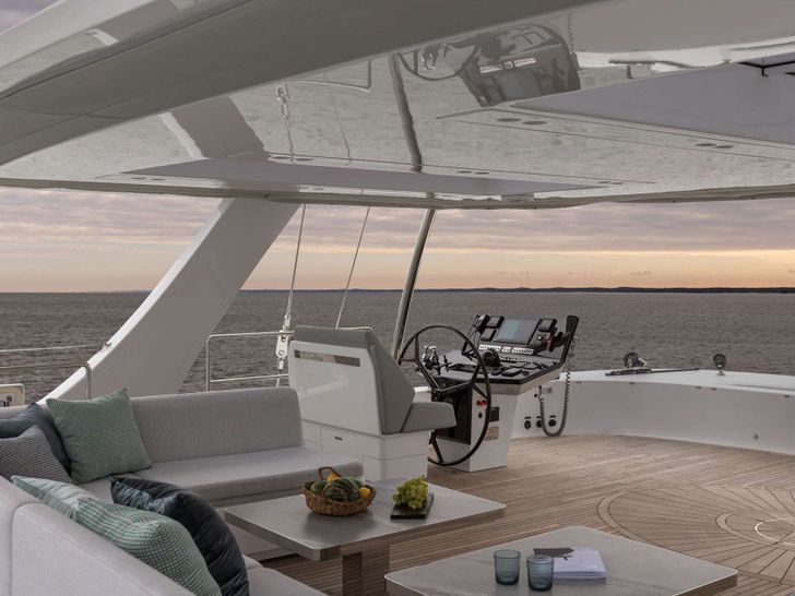 XMOTION Sunreef 80 - flybridge XMOTION Sunreef 80 - flybridge