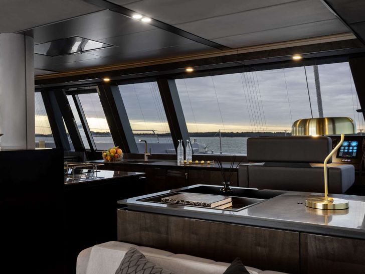 XMOTION Sunreef 80 - galley XMOTION Sunreef 80 - galley