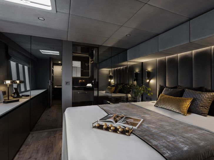 XMOTION Sunreef 80 - master cabin XMOTION Sunreef 80 - master cabin