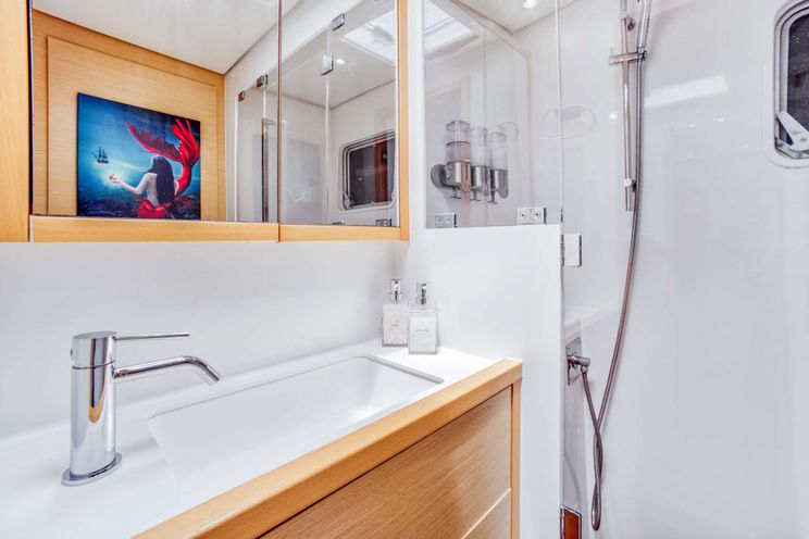 Charter Yacht MIRA SOL - Lagoon 560 - 3 Cabin - BVI - Virgin Islands - Tortola