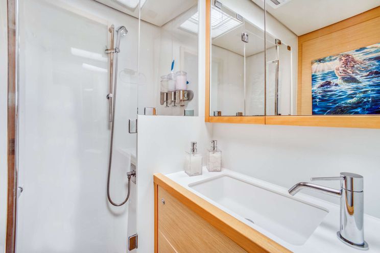 Charter Yacht MIRA SOL - Lagoon 560 - 3 Cabin - BVI - Virgin Islands - Tortola