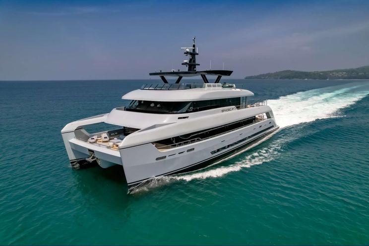 Charter Yacht SPACECAT 36m - 4 Cabins - Phang Nga Bay - James Bond Island - Phuket - Thailand