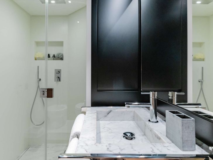 BEYOND BEYOND Sanlorenzo Riva Argo 90 - VIP cabin 1 bathroom BEYOND BEYOND Sanlorenzo Riva Argo 90 - VIP cabin 1 bathroom